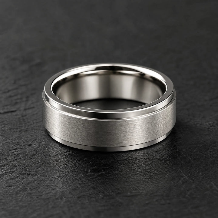 The Fulcrum titanium spinner ring - inner view