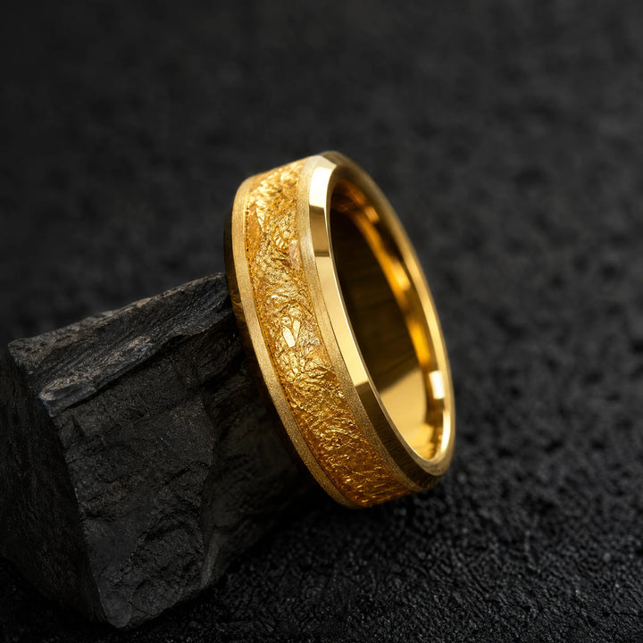 The Lode 18K gold and gold leaf ring - angled view