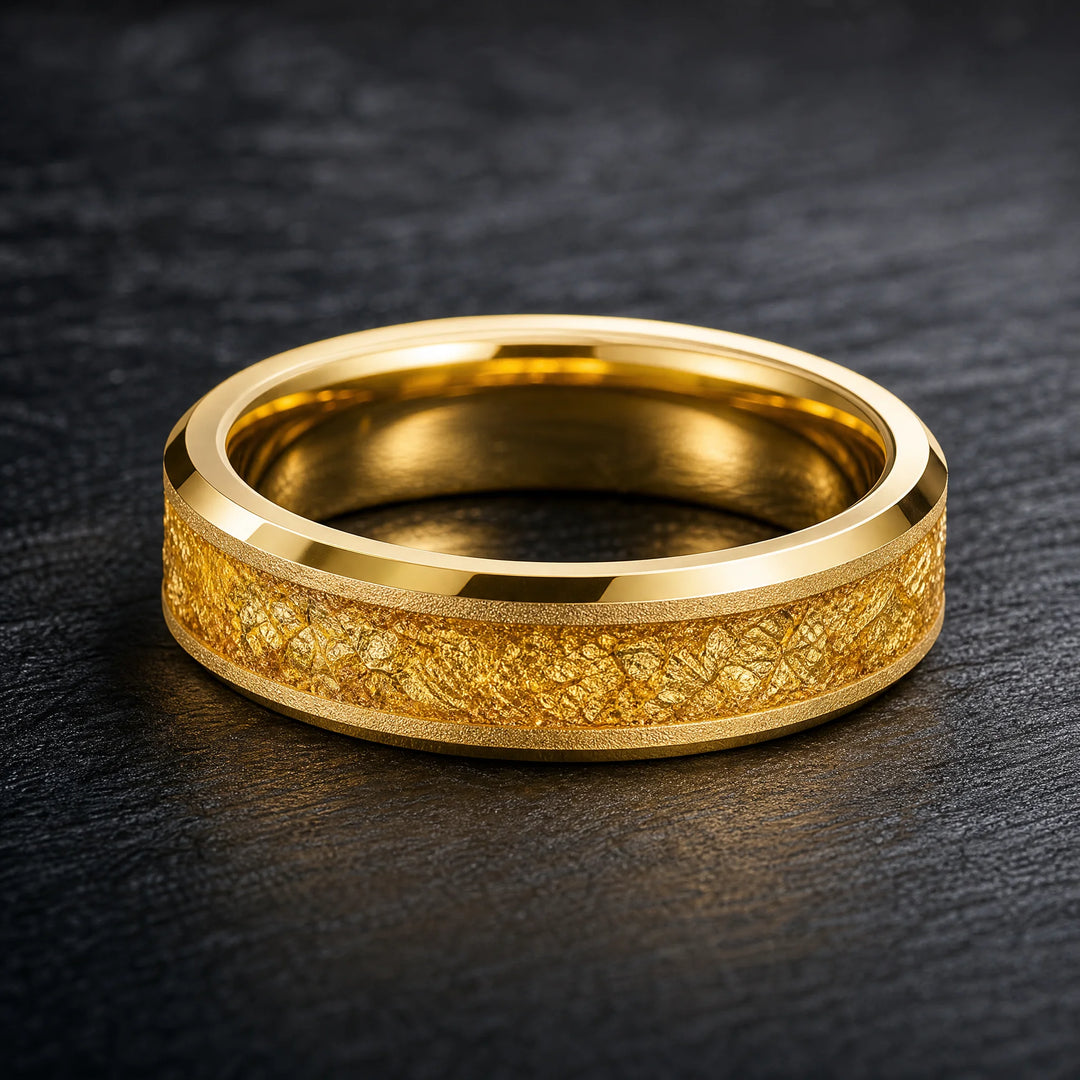The Lode 18K gold and gold leaf ring - inner view