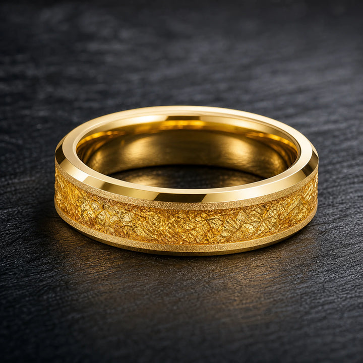 The Lode 18K gold and gold leaf ring - inner view