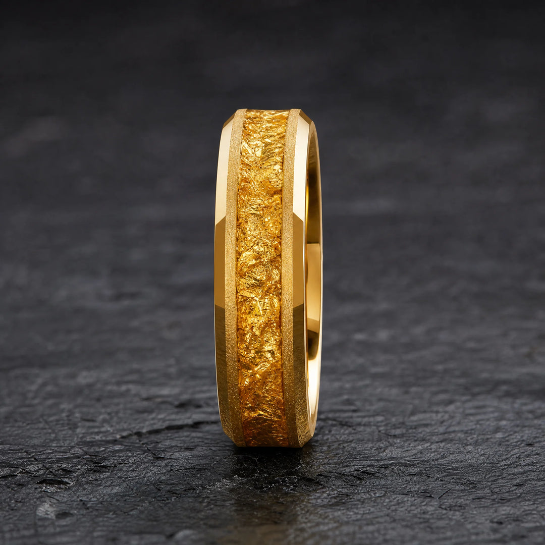 The Lode 18K gold and gold leaf ring - side view